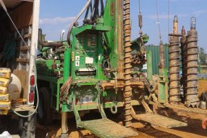 Canterra Combo Rig Utilizing 8 ¼ Hollow Stem Augers to install a 6-inch Saprolite injection well